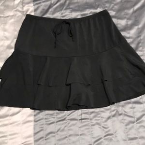 Black skort